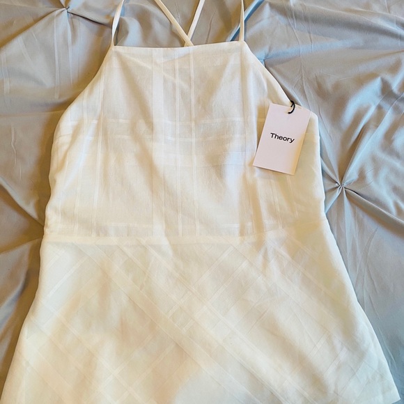 NWT THEORY Amalay Top - Picture 3 of 14